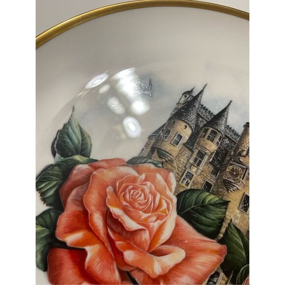 Boehm Plate Elizabeth of Glamis Tribute to Award Winning Roses 11” - Picture 5 of 9